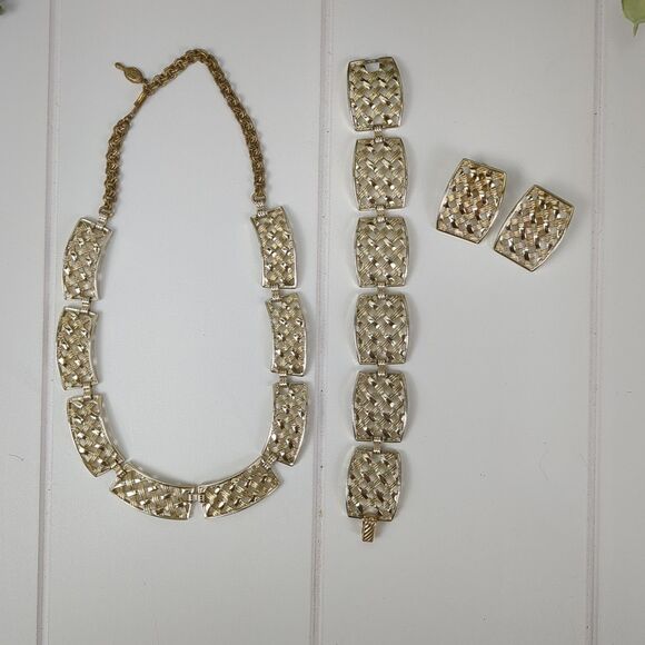 Vintage Sarah Coventry Signed Necklace Bracelet Earrings Set 1960s Basket Weave - Picture 8 of 11
